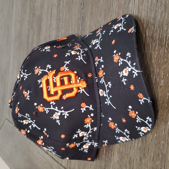 San Francisco Giants New Era Women's Blossom Floral 9TWENTY Adjustable H… - Picture 1 of 11